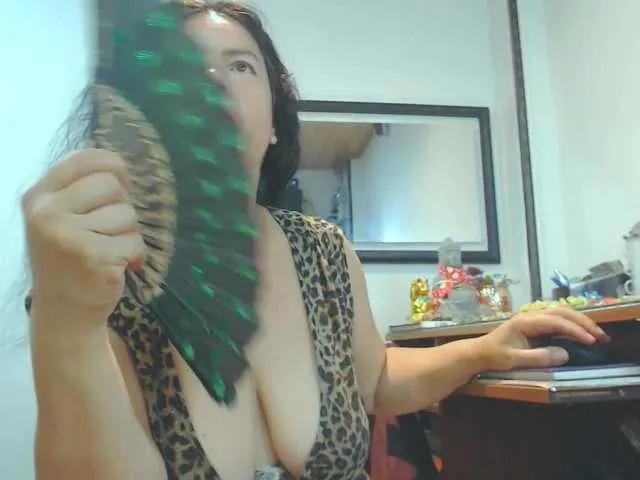 VKKTORIAAA on BongaCams