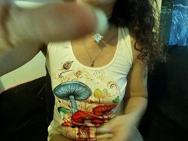 Yinyer7 on BongaCams 