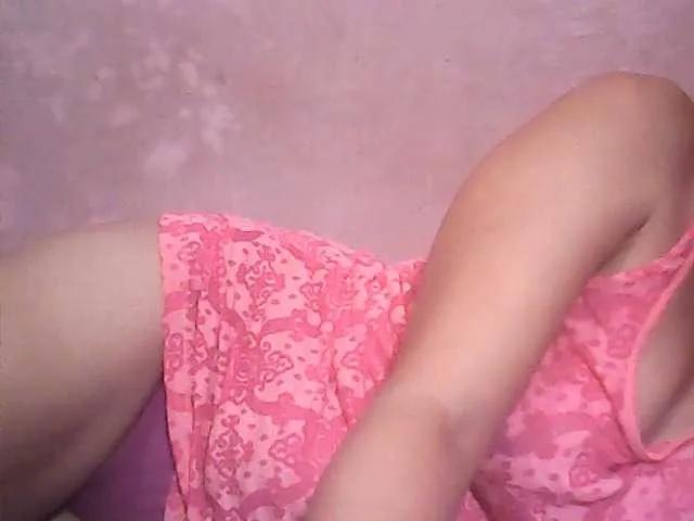 Yummyasian22 on BongaCams