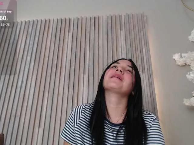 Zaira-Lux on BongaCams