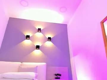 ellamontoya on Chaturbate 