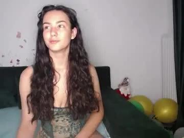 little__iris on Chaturbate 