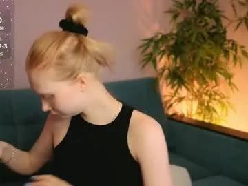 nanami_v02 on Chaturbate 