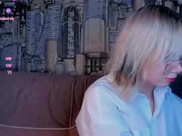 sooft_girl on Chaturbate 