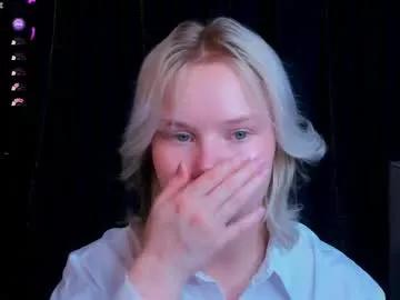 sooft_girl on Chaturbate 