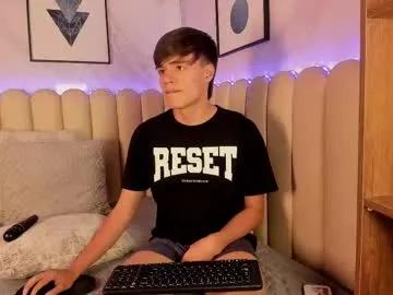 sweet_petter on Chaturbate 