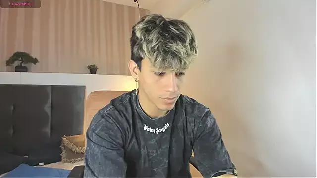 Allex_Cano on StripChat 