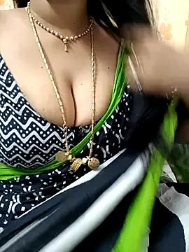 amala_ss on StripChat