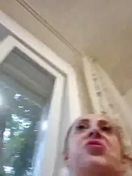 AvaLloyd on StripChat 