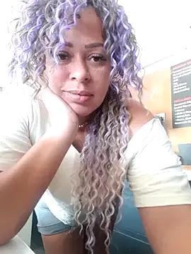 irishcoffee1203 on StripChat 
