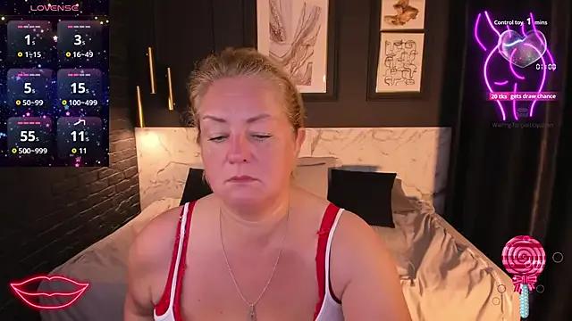 JenniferLight on StripChat 