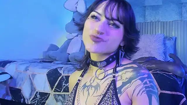 Layla_Cullen on StripChat 
