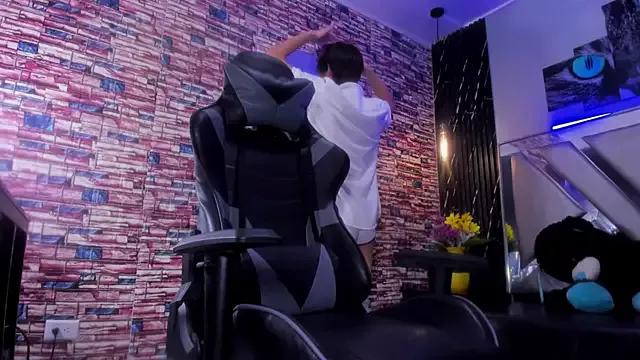 lenni_sirius on StripChat 