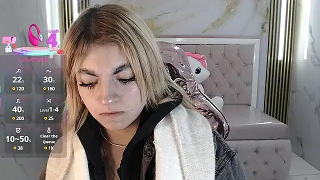 lili_conor_s on StripChat 