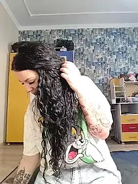 Lola_Hale on StripChat 