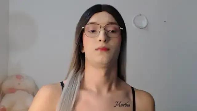 Macarena_05 on StripChat