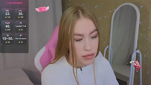 maya_lolly on StripChat 