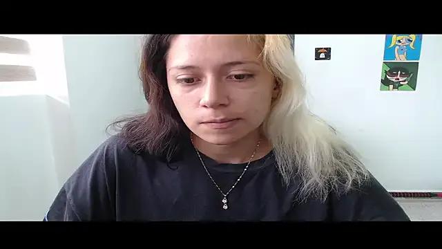 MommyMiaWs on StripChat 