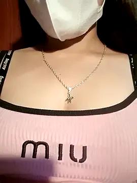 mymy06 on StripChat 