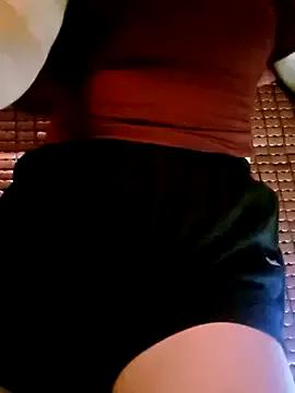 mymy06 on StripChat 