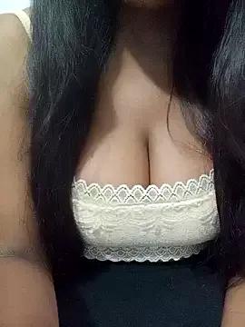 nainacutegic on StripChat 