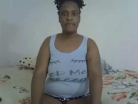 QueenRomaxx1 on StripChat 