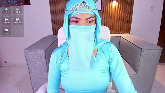 saray_halam on StripChat 