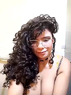 Simone_Miller from StripChat is Freechat