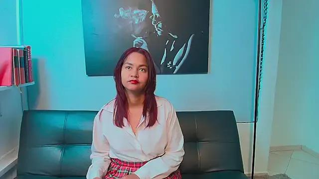 Sweeet_juicy on StripChat 