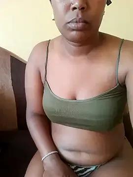 Titmama9 on StripChat 