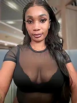 VannessaJj on StripChat 