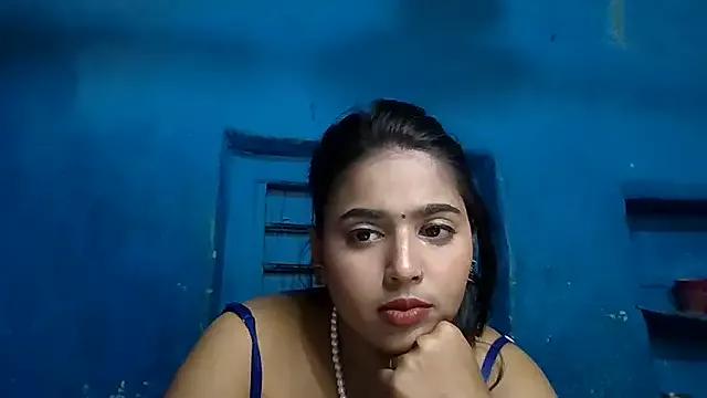 Your-Poonam from StripChat is Freechat